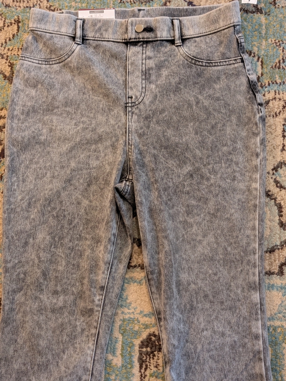 Time and Tru Women's Grey Acid Wash Jeggings